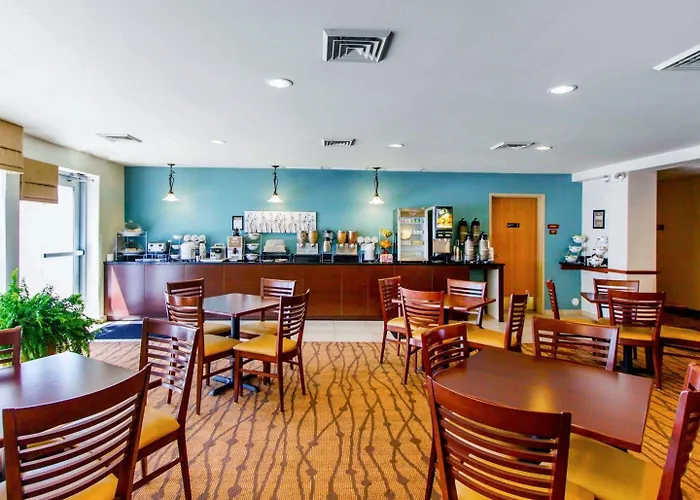 Sleep & - Casper 5* Evansville